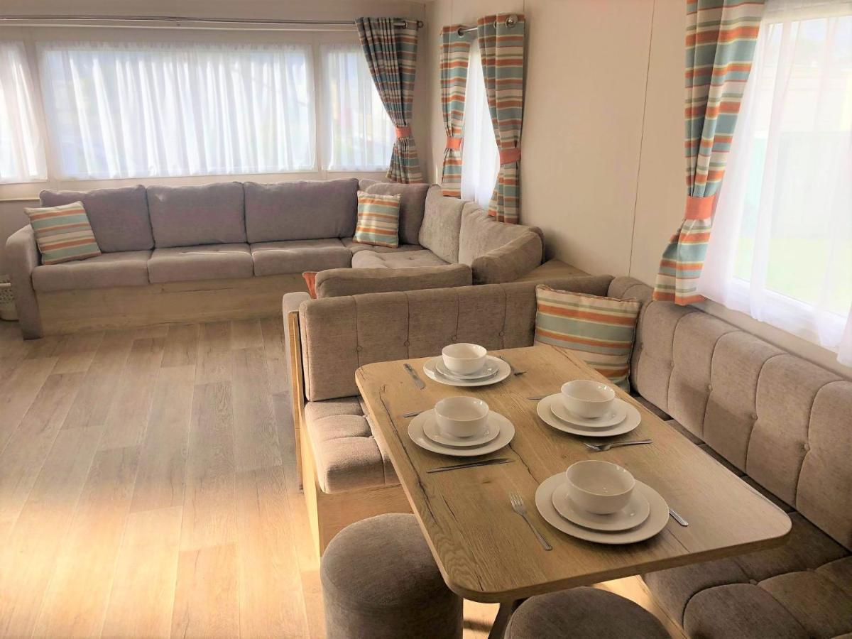 Cedar Deluxe Holiday Home Chapel Saint Leonards Dış mekan fotoğraf