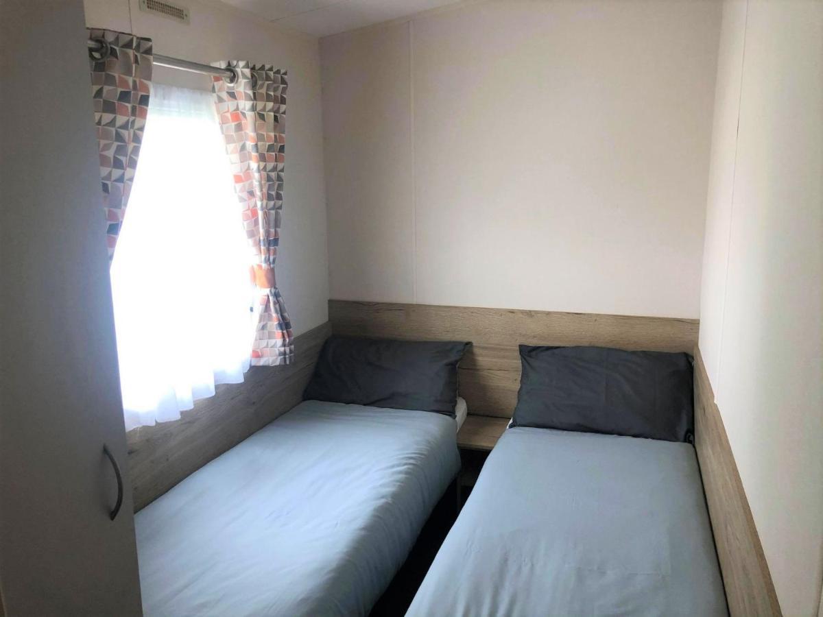 Cedar Deluxe Holiday Home Chapel Saint Leonards Dış mekan fotoğraf