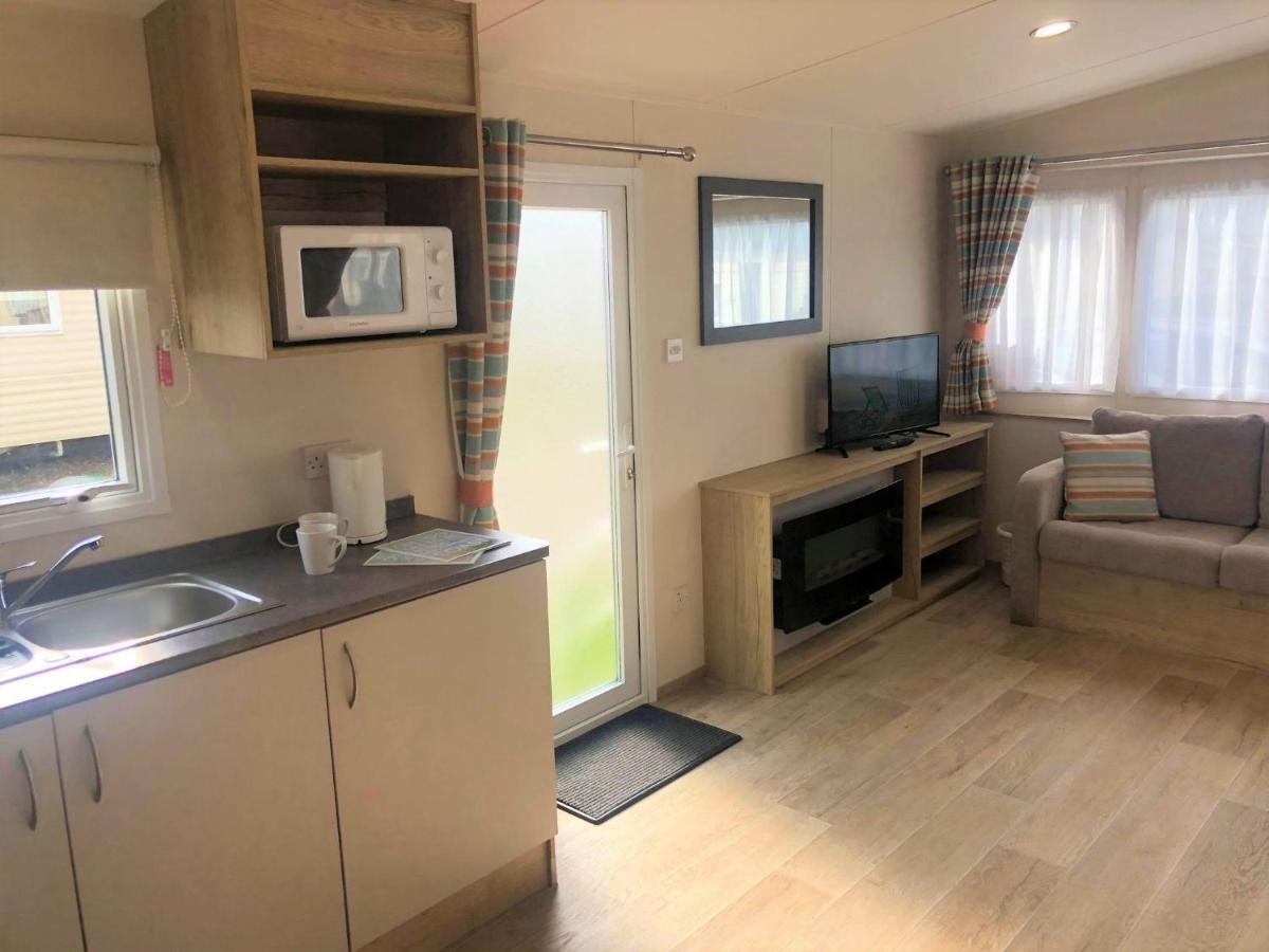 Cedar Deluxe Holiday Home Chapel Saint Leonards Dış mekan fotoğraf